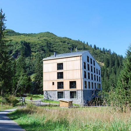 Berghotel Mettmen Schwanden  Екстериор снимка