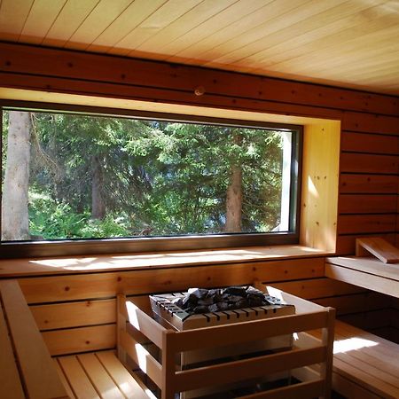Berghotel Mettmen Schwanden  Екстериор снимка