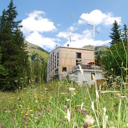 Berghotel Mettmen Schwanden  Екстериор снимка