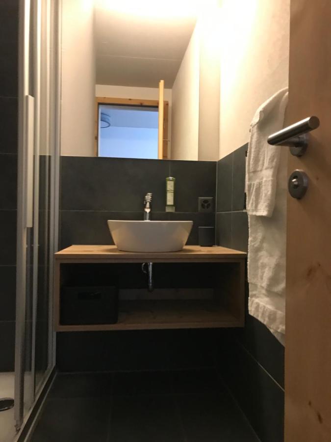 Berghotel Mettmen Schwanden  Екстериор снимка