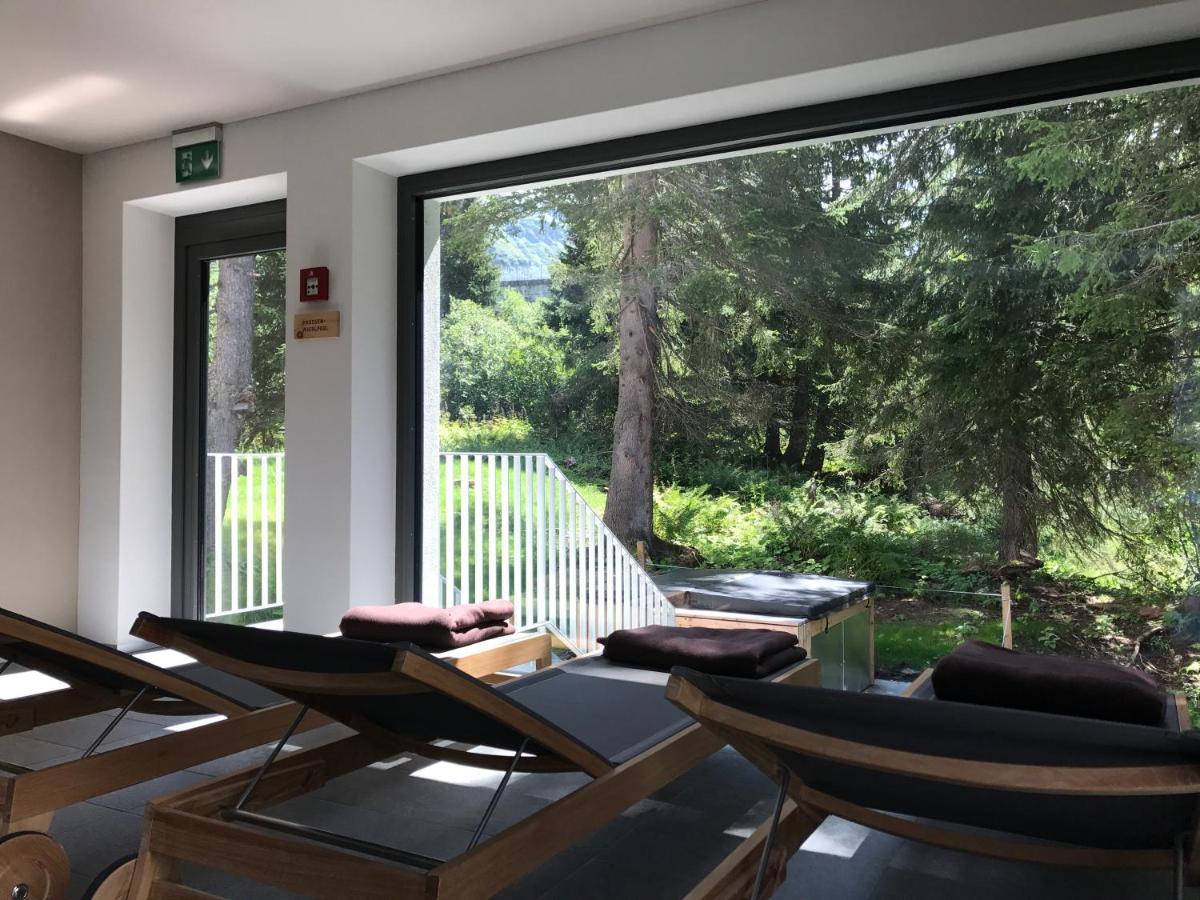 Berghotel Mettmen Schwanden  Екстериор снимка