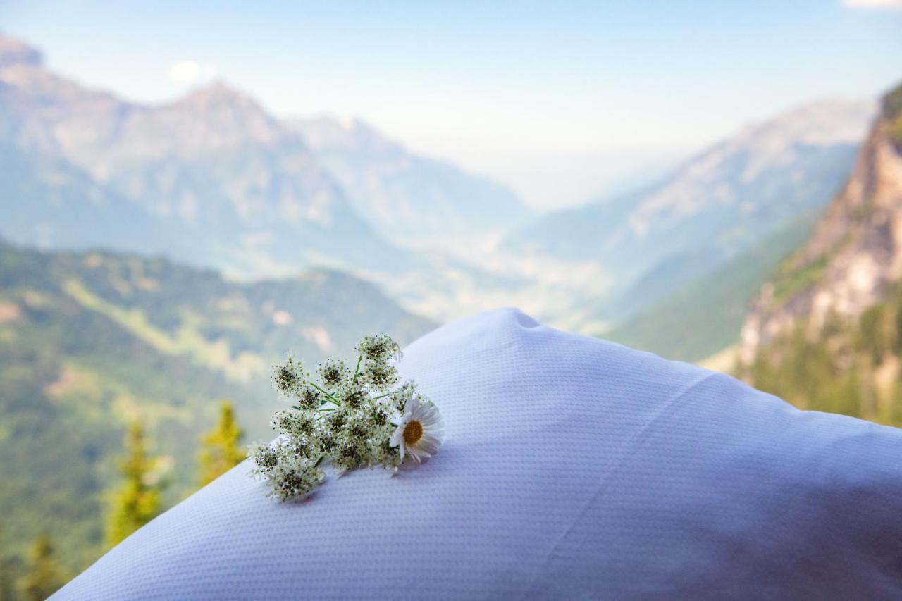 Berghotel Mettmen Schwanden  Екстериор снимка